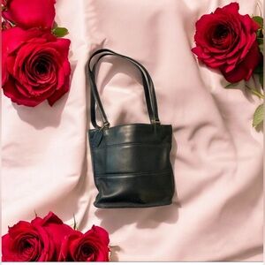 Coach TriBeCa zip leather Navy shoulder handbag 9098